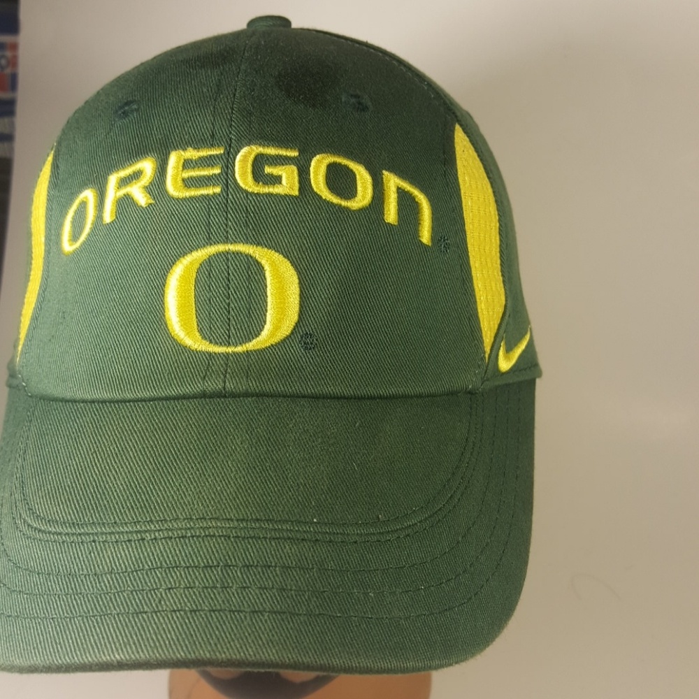 Nike oregon ducks hat green yellow